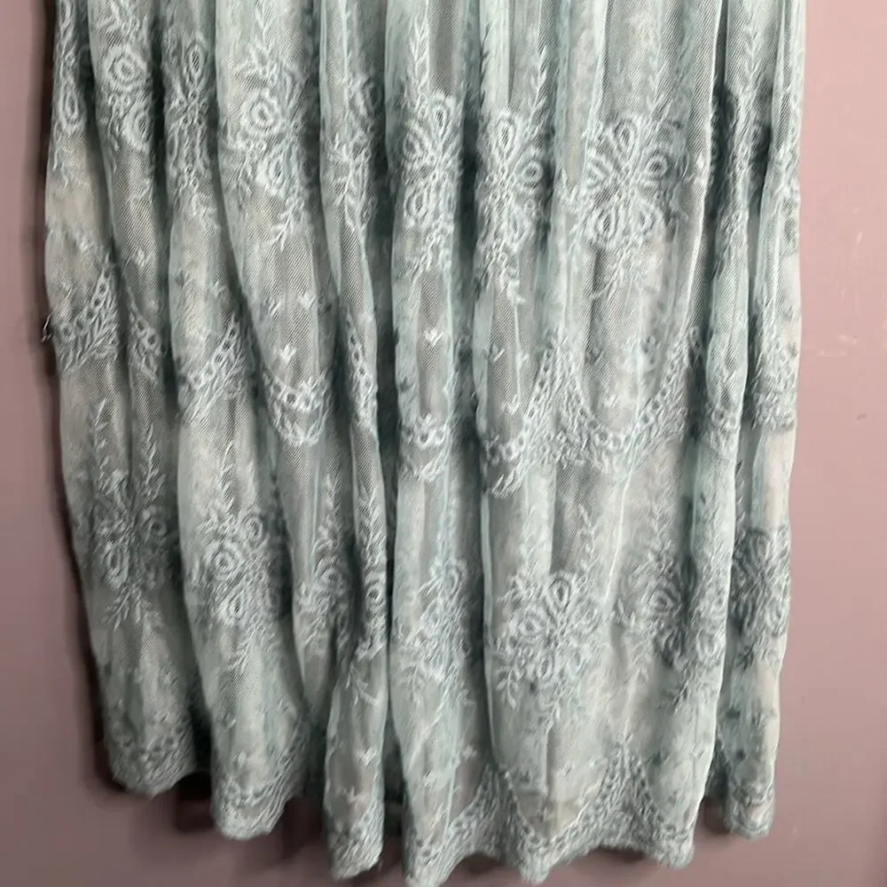 Suzanne Betro Gray Sheer Lace Crochet Long Top Medium